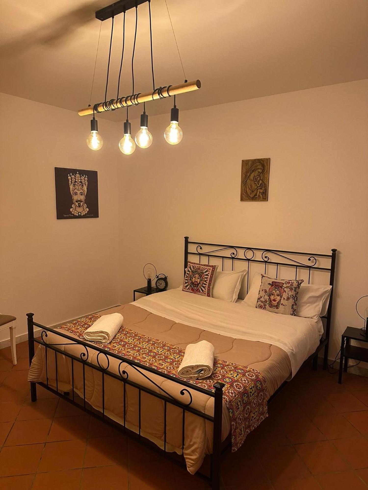 A Casa Di Francy Appartement Palermo Buitenkant foto